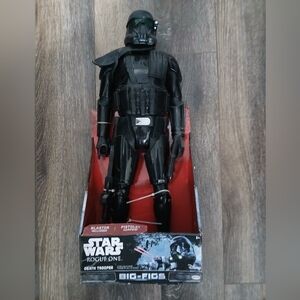 Star Wars Rogue One Black Trooper Figure